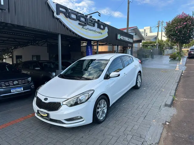 Carro Kia Cerato 2015 SX 1.6 (Aut) (Flex)
