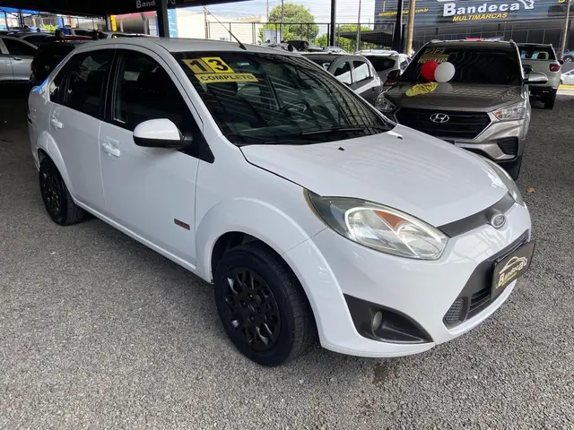Carro Ford Fiesta Sedan 2013 Sed. 1.6 8V Flex 4p