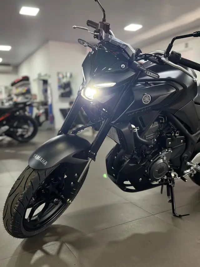 Moto Yamaha MT-07 2026 Connected