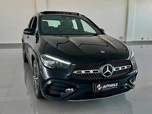 Carro Mercedes-Benz GLA 200 2025 AMG Line 1.3 Turbo (Aut)