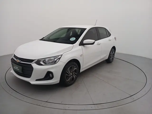 Carro Chevrolet Onix Plus 2025 LT 1.0