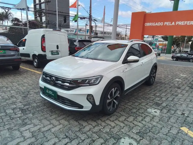 Carro Volkswagen Nivus 2024 Highline 200 TSI