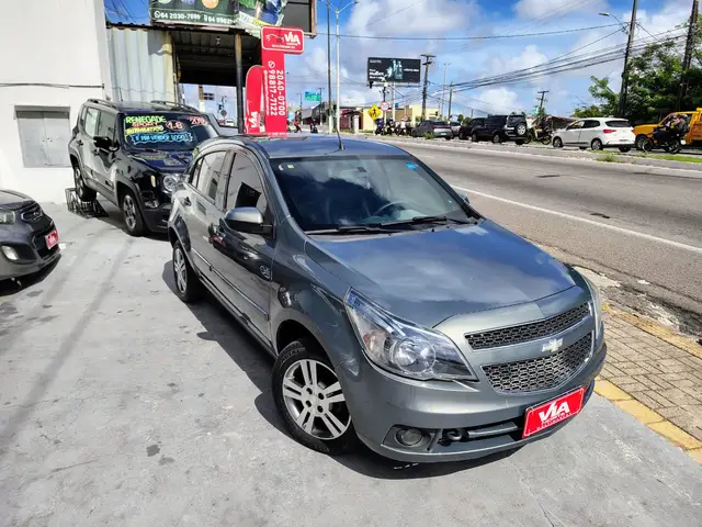 Carro Chevrolet Agile 2013 LTZ 1.4 8V (Flex)