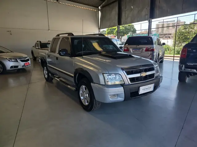 Carro Chevrolet S10 Cabine Dupla 2011 S10 Advantage 4x2 2.4 (Flex) (Cab Dupla)