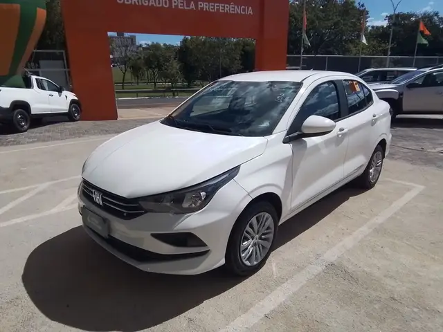 Carro Fiat Cronos 2024 Drive 1.3