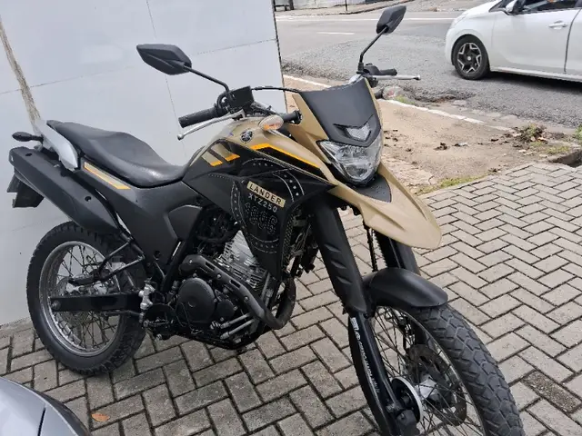 Moto Yamaha XTZ 250 Lander 2023 ABS