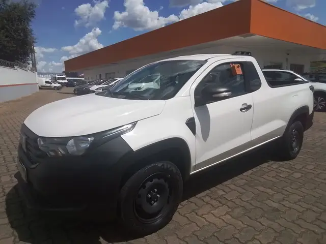 Carro Fiat Strada 2025 Endurance 1.3 Flex 8V CS