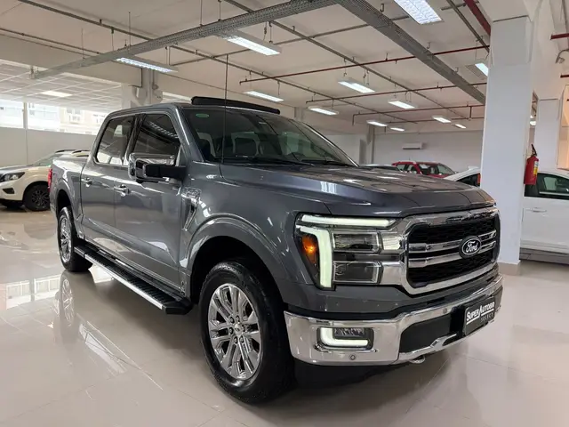 Carro Ford F-150 2024 Lariat 5.0 (Aut.)