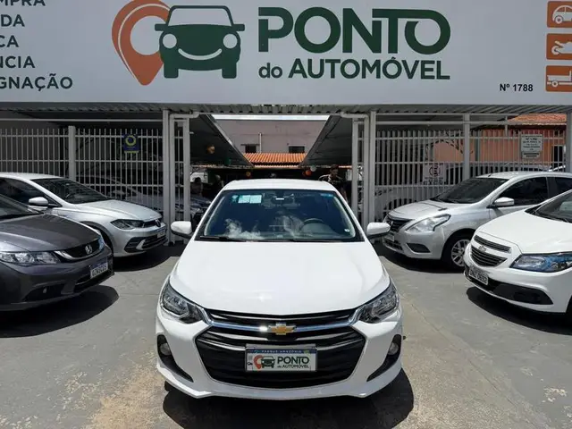Carro Chevrolet Onix Plus 2024 LT 1.0 Turbo