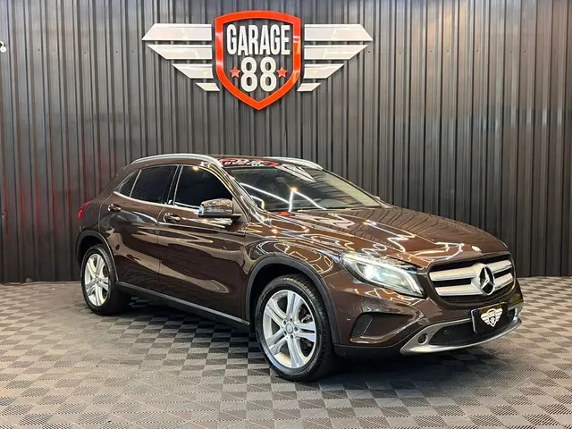 Carro Mercedes-Benz GLA 200 2017 GLA 200 1.6 Enduro