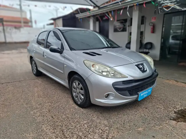 Carro Peugeot 207 Sedan 2010 207 Passion XR Sport 1.4 8V (flex)
