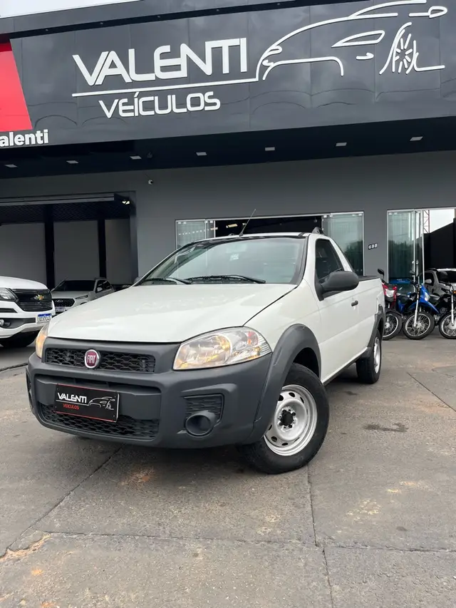 Carro Fiat Strada 2016 Working 1.4 (Flex)