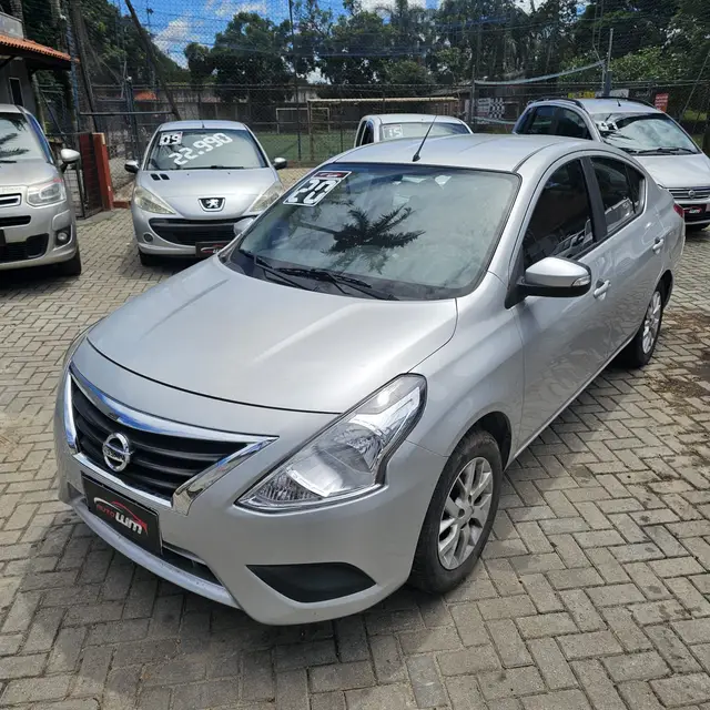 Carro Nissan Versa 2020 1.6 16V SV FlexStart CVT (Flex)