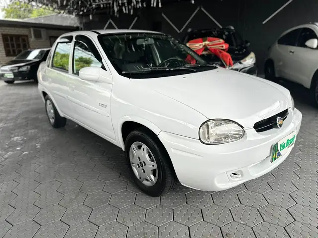 Carro Chevrolet Classic 2007 Corsa Sedan  Life 1.0 (Flex)
