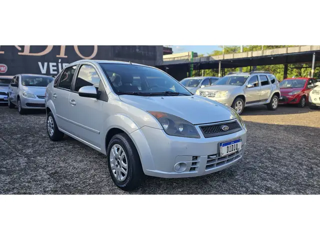 Carro Ford Fiesta Sedan 2008 1.6 (Flex)