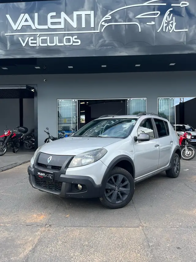 Carro Renault Sandero Stepway 2013 Hi-Flex 1.6 16V