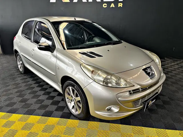 Carro Peugeot 207 2013 Hatch XR Sport 1.4 8V (flex)