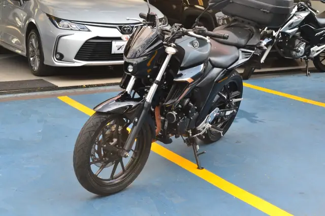 Moto Yamaha Fazer FZ25 2024 Flex