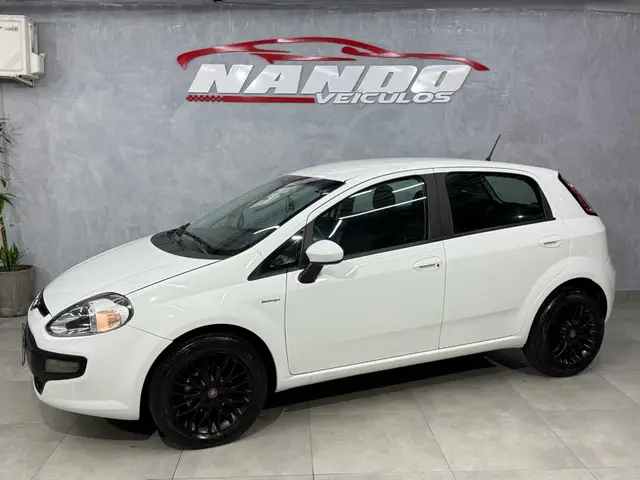 Carro Fiat Punto 2013 Essence 1.6 16V (Flex)
