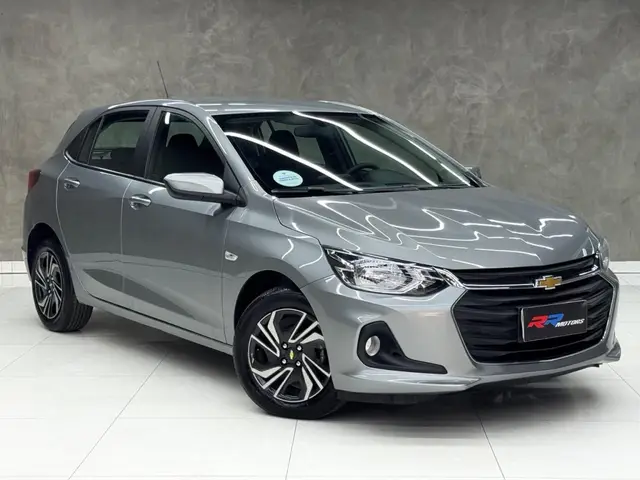 Carro Chevrolet Onix Plus 2024 LT 1.0