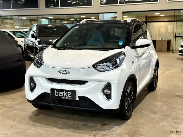 Carro CAOA Chery iCar 2022 EQ1 TECH (Elétrico)