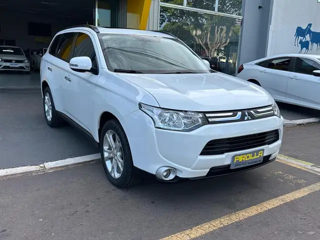 Carro Mitsubishi Outlander 2015 2.0 16V CVT
