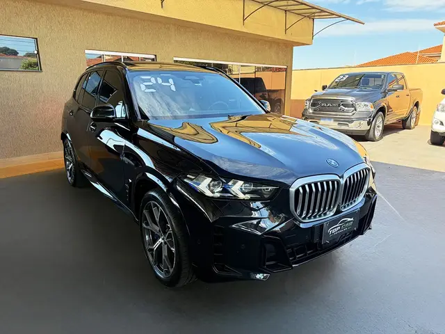 Carro BMW X5 2024 xDrive50e M Sport 3.0 Turbo (Aut.) (Híb.)