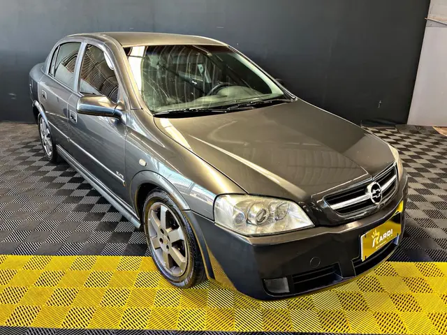 Carro Chevrolet Astra Sedan 2005 2.0 (Flex)