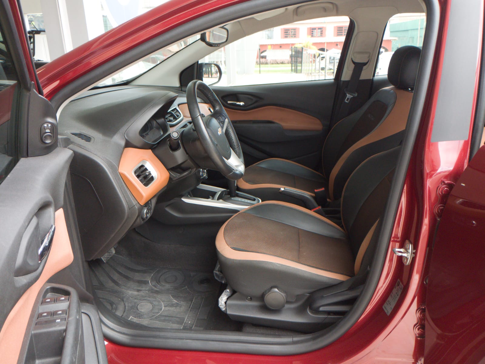 gm - chevrolet onix 1.4 activ spe/4 (aut)