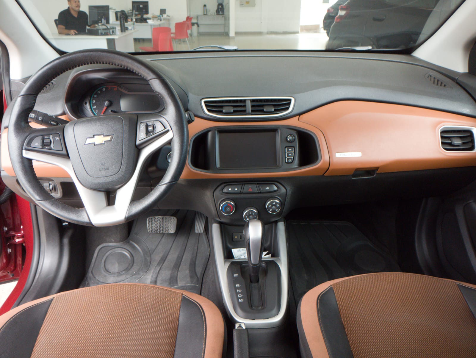 gm - chevrolet onix 1.4 activ spe/4 (aut)