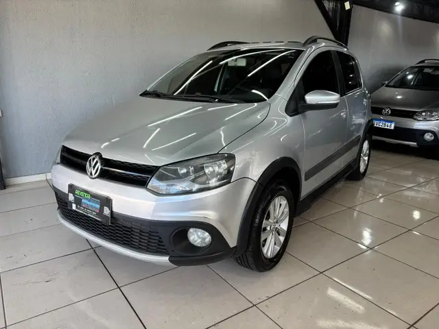 Carro Volkswagen CrossFox 2014 1.6 Mi Total Flex