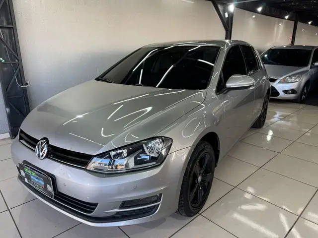 Carro Volkswagen Golf 2015 Comfortline 1.4 TSi