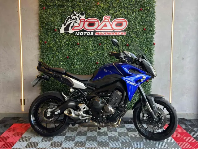 Moto Yamaha MT-09  2018 Tracer