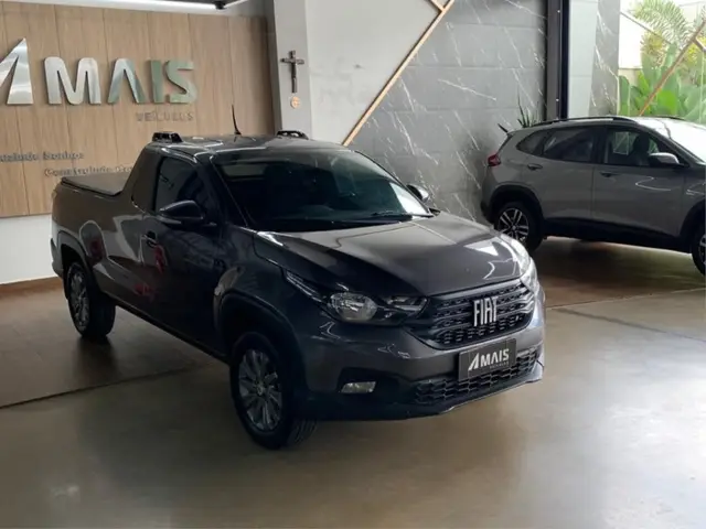 Carro Fiat Strada 2023 Freedom 1.3 CS Plus (Flex)