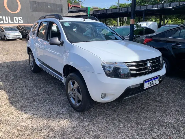 Carro Renault Duster 2015 2.0 16V Dynamique (Flex)