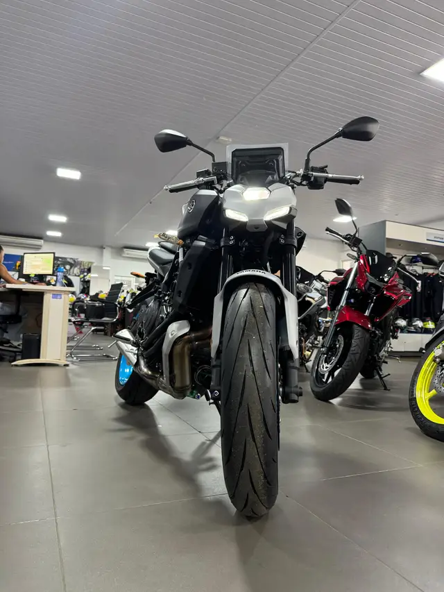 Moto Yamaha MT-07 2026 Connected