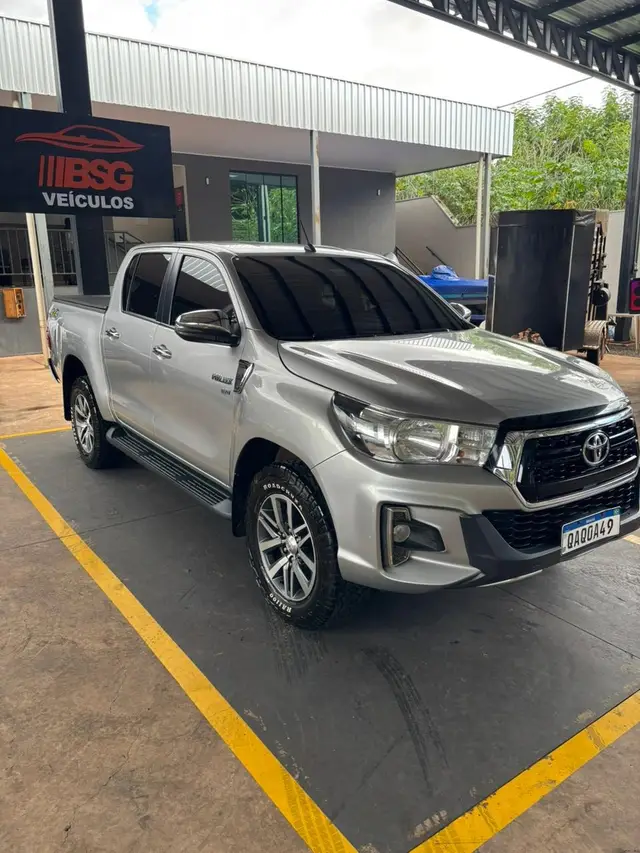 Carro Toyota Hilux Cabine Dupla 2019 Hilux 2.7 SRV CD 4x4 (Flex) (Aut)