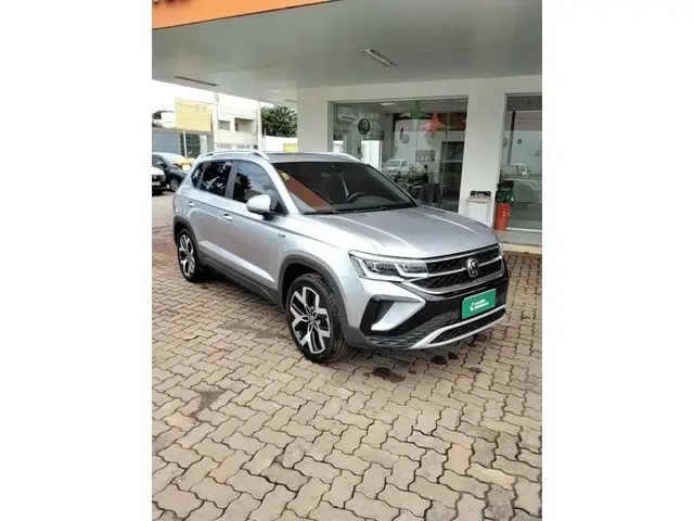 Carro Volkswagen Taos 2024 Highline 1.4 TSI