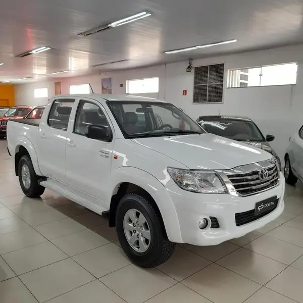 Carro Toyota Hilux Cabine Dupla 2015 Hilux 2.7 SR CD 4x2 (Flex) (Aut)
