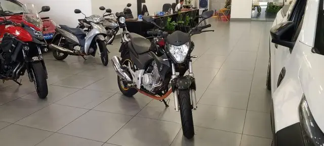 Moto Honda CB 300R 2011 (ABS)