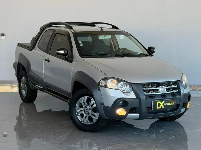 Carro Fiat Strada 2011 Adventure 1.8 16V (Flex) (Cabine Dupla)