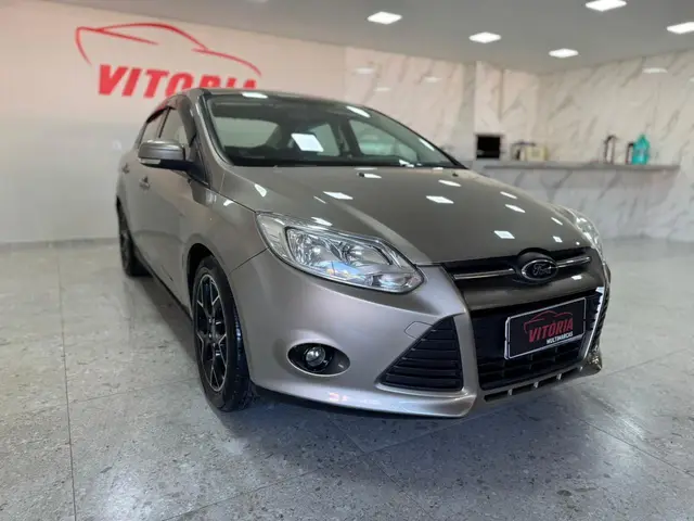 Carro Ford Focus Sedan 2014 Titanium 2.0 16V PowerShift