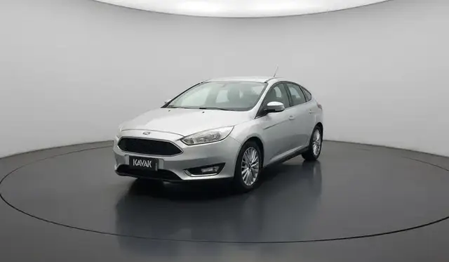 Carro Ford Focus Sedan 2018 SE 2.0 PowerShift