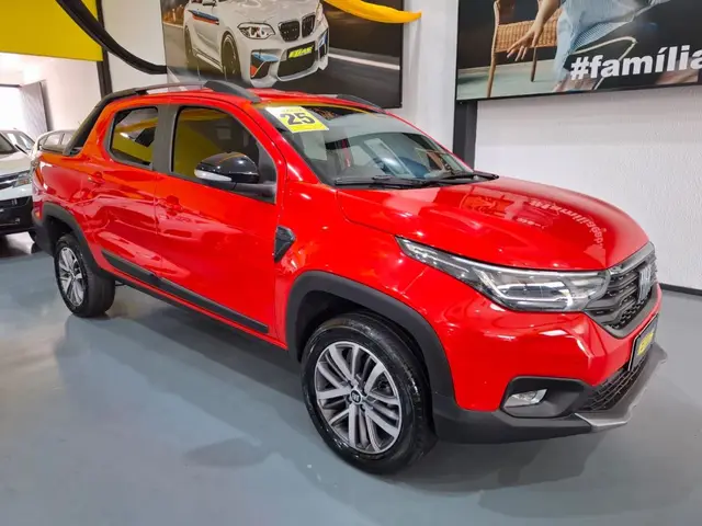 Carro Fiat Strada 2025 Volcano 1.3