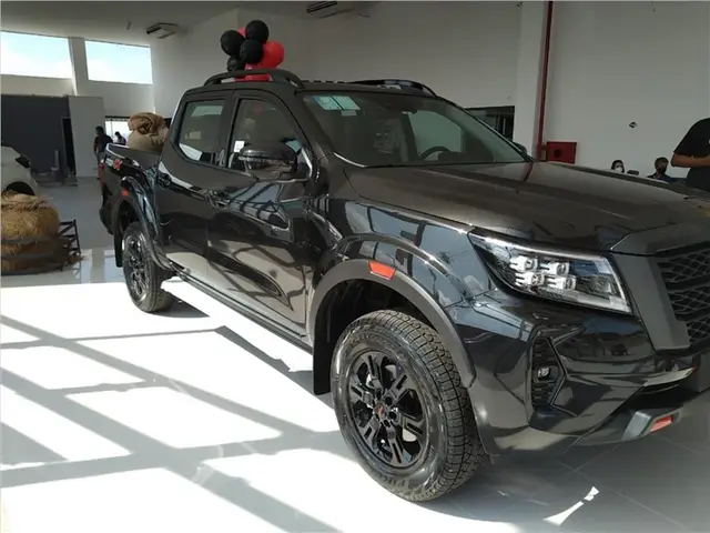 Carro Nissan Frontier 2025 Pro-4X 2.3 Turbo 4x4