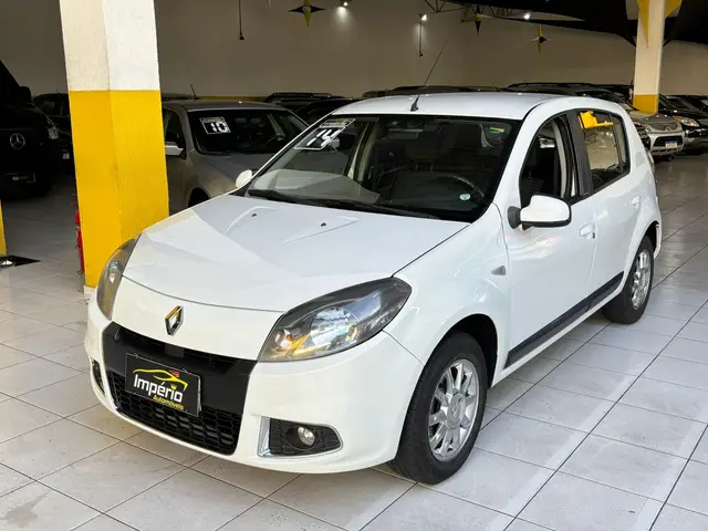 Carro Renault Sandero 2014 Privilege 1.6 16V (Flex)(aut)