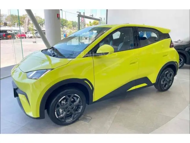 Carro BYD Dolphin Mini 2026 EV