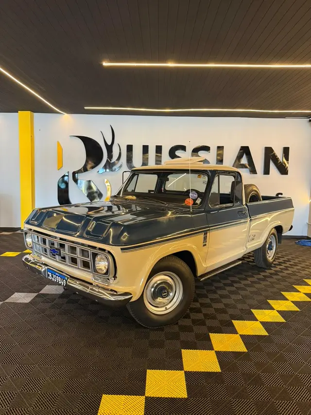 Carro Chevrolet D10 1983 Pick Up 3.9