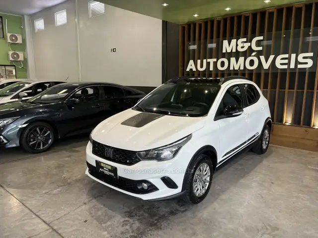 Carro Fiat Argo 2022 Trekking 1.3 (Flex)