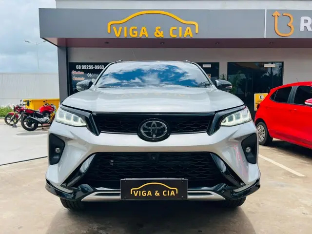 Carro Toyota SW4 2022 Diamond  2.8 turbodiesel 7L 4x4 (Aut)